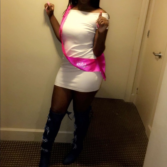 Mini Dress - Picture 2 of 3